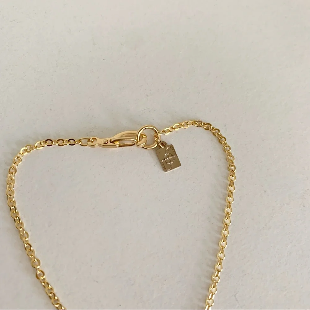 Mini cross bracelet